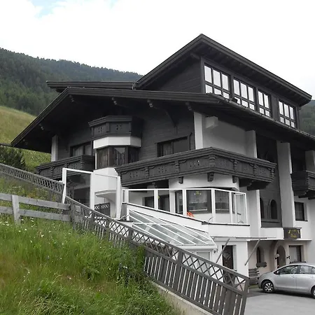 Pensjonat Garni Nadine Sölden